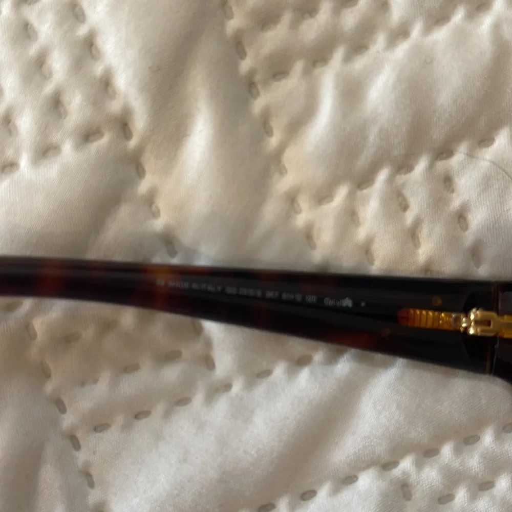 Authentic Gucci Sunglasses (see pics for details ) - Picture 10 of 12